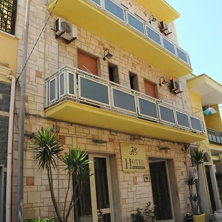 מלון Da Ettore פורטו צ'זראו