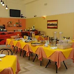 Da Ettore מלון 3*