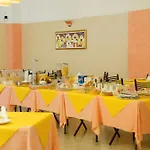 מלון Da Ettore 3*